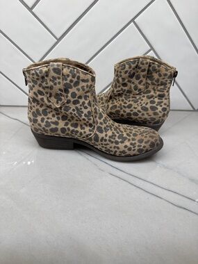 Leopard Print Women's Ankle Boots - Tan